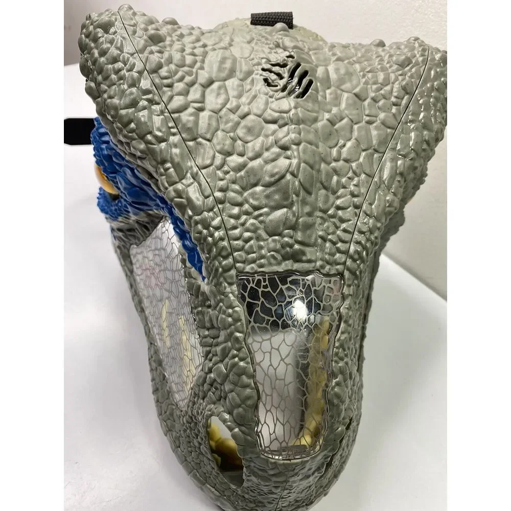 Jurassic World Dinosaur Mask Chomp‎ N Roar Helmet Velociraptor Blue Raptor 2017